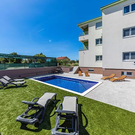 דירה One-bedroom Saldun With Sea View 09 טרוגיר